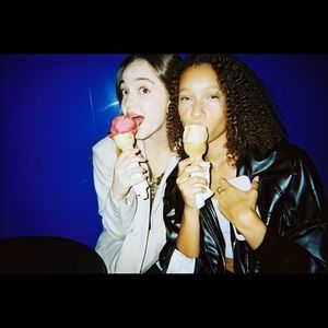 Meet your Posher, Aisla